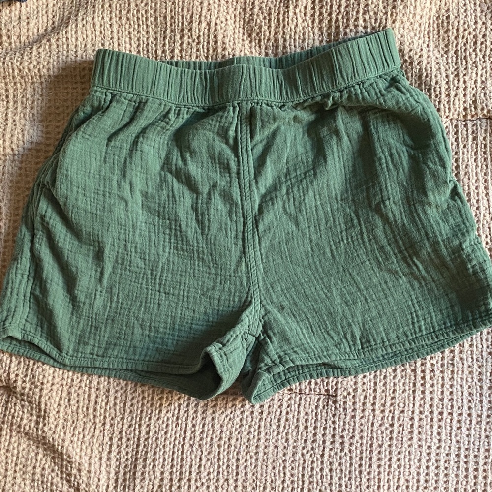 Universal thread gauze Green Women's Shorts